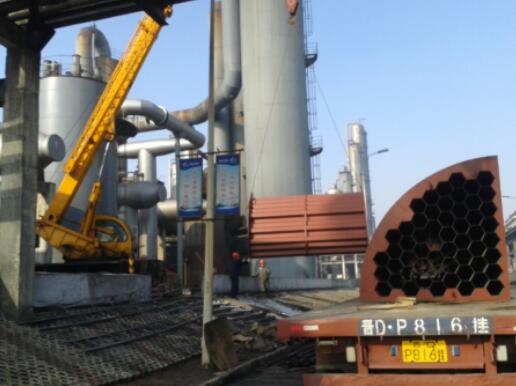 晉豐煤化卸貨中