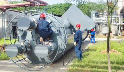 安陸化學設備安裝中